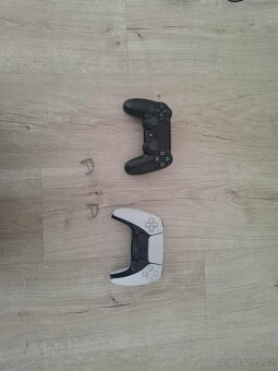 PlayStation 5 Slim Digital Edition + 2 ovladače - 2