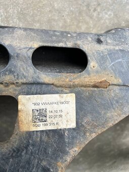 Přední napravnice vw golf 7 2014 rok - 2