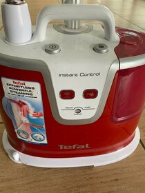 Napařovač oděvů Tefal - 2