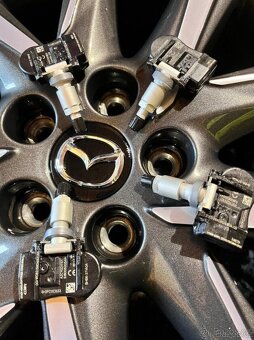 TPMS - senzory tlaku originál Mazda CX5 / 2018 - 2