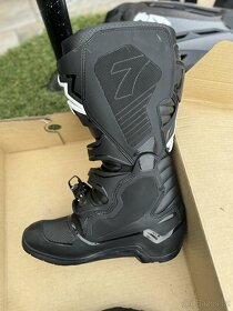 ALPINESTARS boty TECH 7 Enduro Drystar black/grey NOVÉ 45.5 - 2