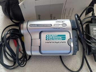 Videokamera Sony DCR-TRV265E PAL - 2