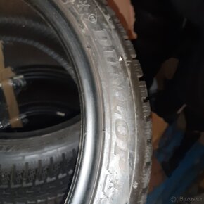 245/40/18 Dunlop 7mm zimní 4ks - 2
