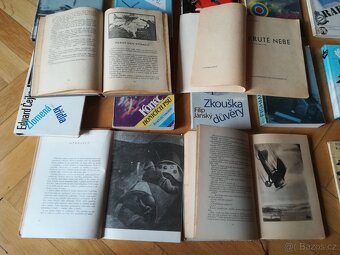 Válečné knihy o letcích RAF apod., 34 x - 2