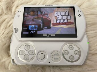 PSP GO - 2