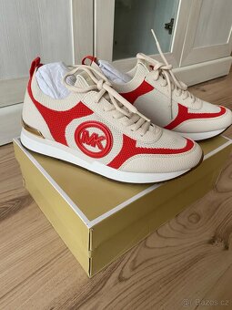 Michael Kors nové s krabicí - 2