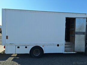 Skříň - buňka - sklad - garáž 5,4m - 2
