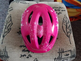 Dívčí cyklistická přilba S - 2