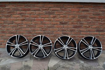 5×114,3 R19 Hliníkové disky Originál Nissan Qashqai - 2