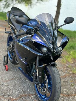 Yamaha YZF-R1 RN22 - 2