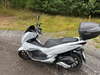 Prodám Honda PCX 125, r.v. 2019 - 2