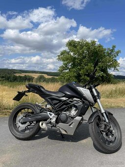 Honda CB 125R - 2