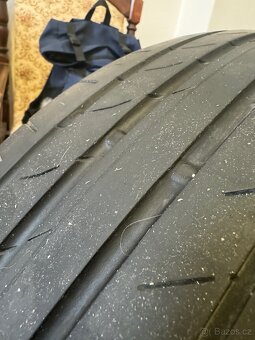 pneu Continental ContiSportContact 225/60 R18 - 2