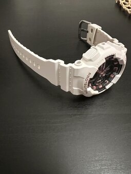 Dámské hodinky Casio G-Shock - 2