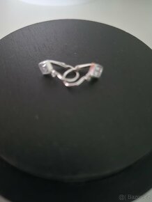 Dětské náušnice se zirkony z bílého zlata - 2