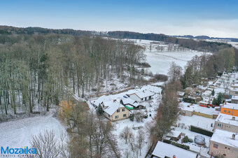 Velký rodinný dům u lesa na okraji Letohradu, ul.Taušlova. - 2