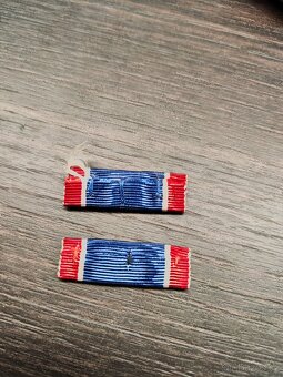 Řád "Za svobodu ČSR" 2x stužkovnice - 2