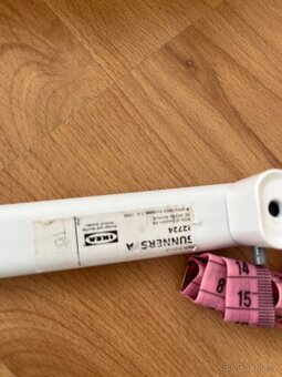 Věšák Sunnersta, Ikea - 2