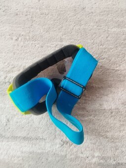 Dětské lyžařské brýle (cca na 4-5 let) - 2