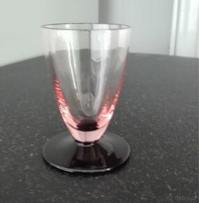 Prodám starožitné skleničky - štamprlata - 2