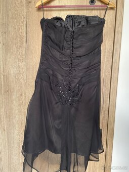 Ručně šité šaty - 2