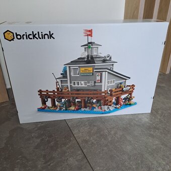 Lego Bricklink 910040 Kancelář správce a přístavu - 2