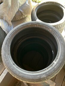 Pneumatiky Dunlop 245/40 R19 - 2