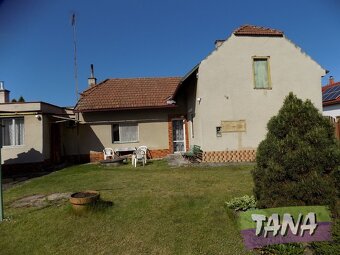 Prodej rodinného domu o dispozici 3+1 a samostatně stojící g - 2