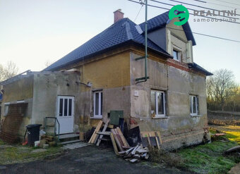RD na samotě, pozemek 2400 m², garáž, kůlna - 2