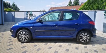 Peugeot 206 1,1i - 44kw. COLORL - STK do 5/2027 - 60 700km - 2