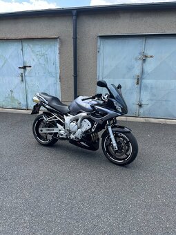 Yamaha FZ6 Fazer - 2