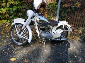Prodej Jawa Pérák 250/1947 - 2