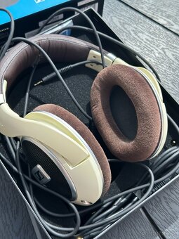 Kabelová sluchátka SENNHEISER HD 599 - 2