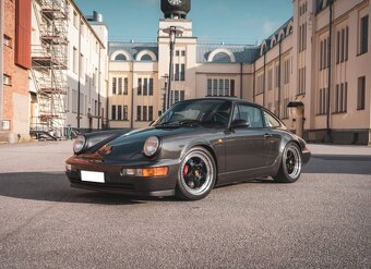 Porsche 911 Carrera 2 (964), r. v. 1992 – 250 koní - 2