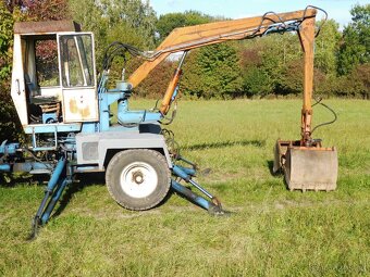 Nakladač UNHZ 750 - 2