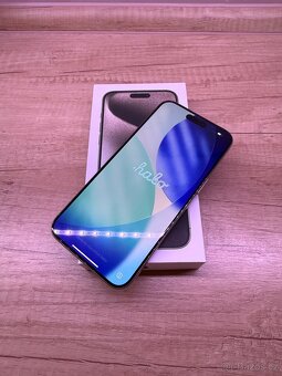 [TOP] iPhone 15 Pro Max 256GB Přírodní Titan ZÁRUKA - 2