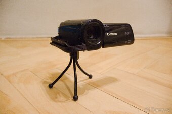 Canon LEGRIA HF R66 – Full HD videokamera s Wi-Fi + přísluše - 2