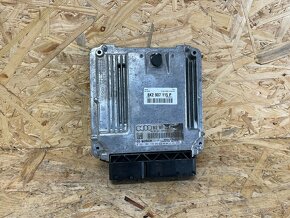 ŘÍDICÍ JEDNOTKA MOTORU 8K2907115P 2.0 TDI 105KW CDNC - 2