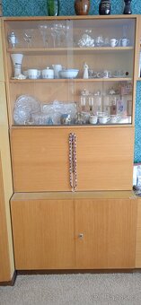 Skříně, skříňky, sekretář - 2