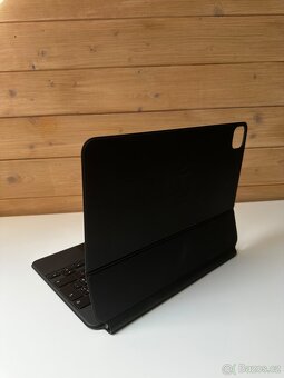 Apple Magic Keyboard s trackpadem pro iPad 11" - 2
