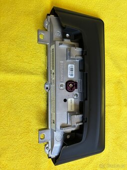 Displej BMW 8,8’’ - 2