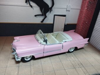 Cadillac Eldorado 1/18 Solido - 2