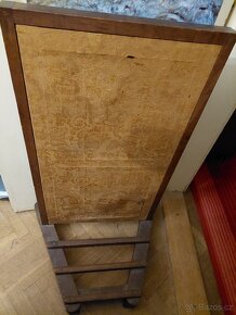 Stojan na obrazy - 2