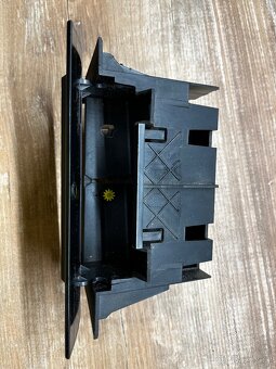 Popelník Octavia 1 - 2