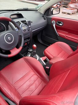 RENAULT MEGANE KABRIO 1.9DCi - 2