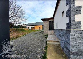 Rodinný dům 3+kk (130 m2) pozemek (1.300m2). Obec Brumovice, - 2