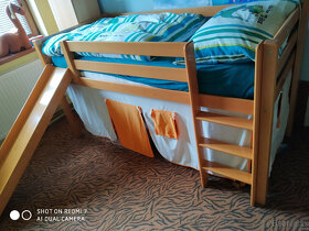 Dětská patrová postel se skluzavkou - 2
