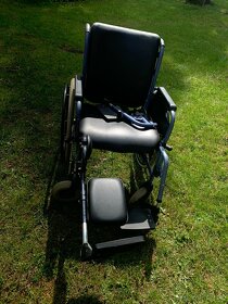 Mechanický invalidní vozík š. 48 cm - 2