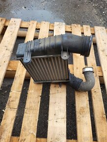 Prodám intercooler 2.0 tdi 103 kw BSS - 2