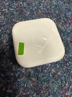 Originální drátová sluchátka APPLE jack 3,5" - 2